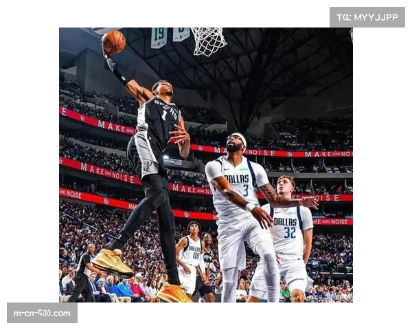 文班亚马新赛季前五场表现优异,成为历史最年轻连续砍下20+10的球员 文班亚马新赛季前五场表现优异,成为历史最年轻连续砍下20+10的球员